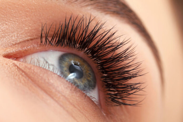 Choose the Best Eyelash Growth Serum Blog - National Salon Resources